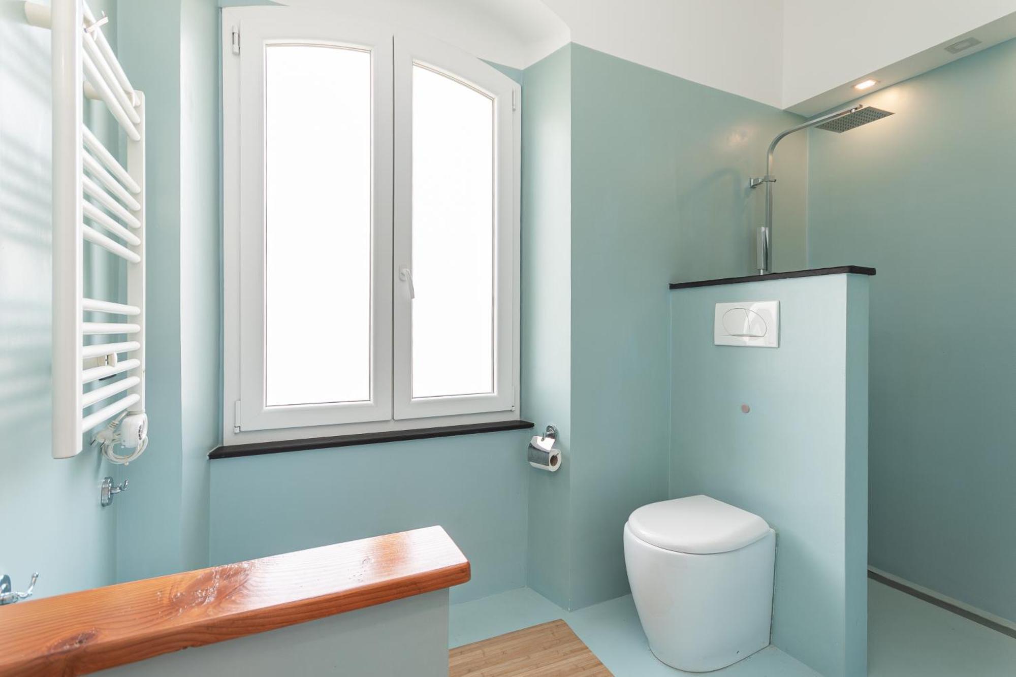 Spacious 3-Bedroom Apartment - 10 Min To City Center & 5 Min To Gaslini Hospital ジェノヴァ エクステリア 写真
